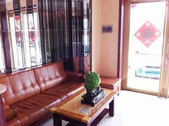 Penglai Yi Jia Express Hotel Exteriér fotografie